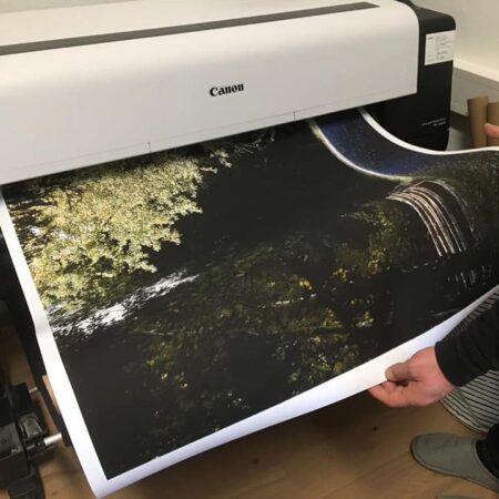 Großformatdrucker im Druckservice der PostWerkStatt Ottensheim – Druck bis A0