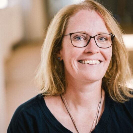 Coworkerin und Schreibtrainerin Ruth Mayr